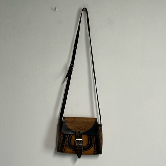 Vintage Artisan Handtooled‎ Leather Purse from Mexico Buckle Close 9” x 8 “ - Picture 1 of 16